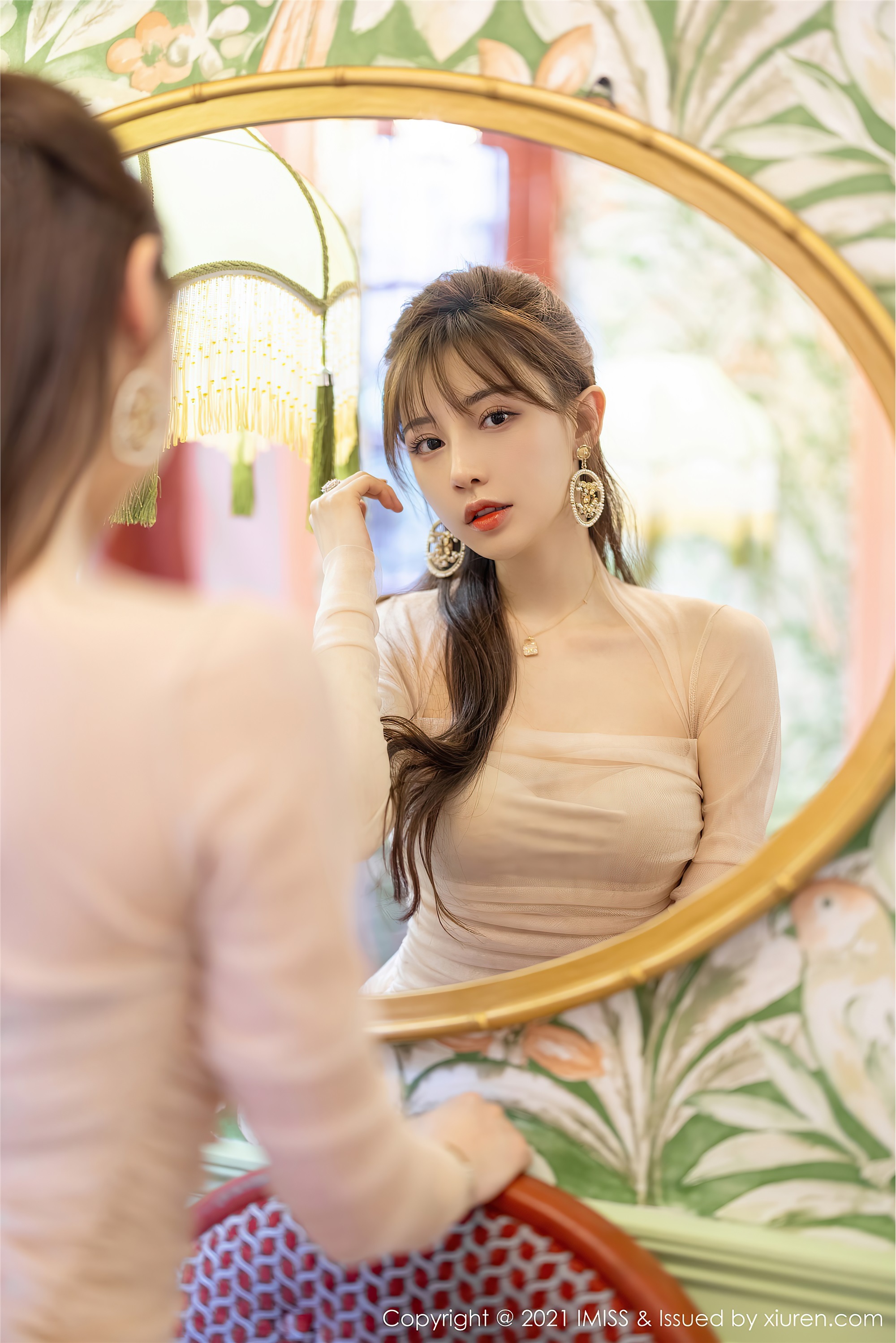 IMiss爱蜜社  2021.04.29 Vol.586 Lynn刘奕宁